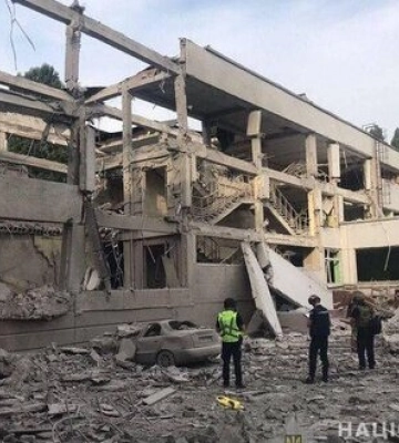 Наслідки нічного ракетного удару по цивільних об&#039;єктах у Харкові. ФОТОрепортаж