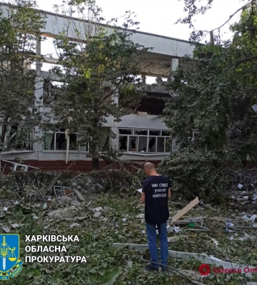 Оккупанты нанесли ракетные удары по учебному заведению и частному дому в Харькове — есть пострадавший