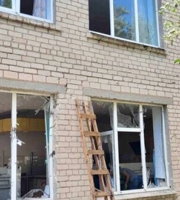 Наслідки нічних ворожих обстрілів с.Приморське Запорізької області: Зруйновано будівлю школи. ФОТО