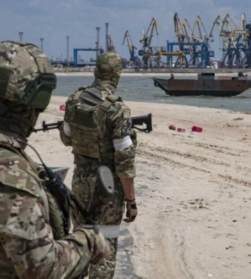 Колона росіян вирушила з Маріуполя у бік Бердянська
