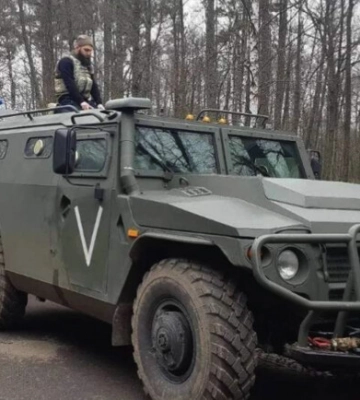 В сторону Бердянска снова поехала большая колонна вражеской техники