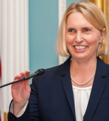 Посол США відвідала Макарів