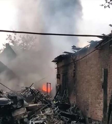 Окупанти обстріляли Бахмут запальними снарядами (відео)