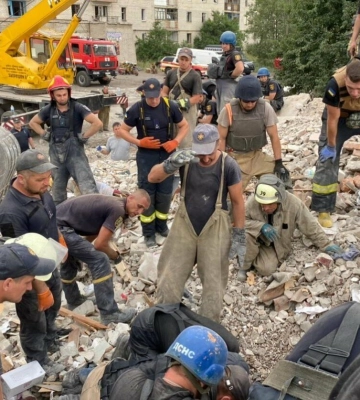 Удар по общежитию в Часовом Яру: Количество жертв увеличилось