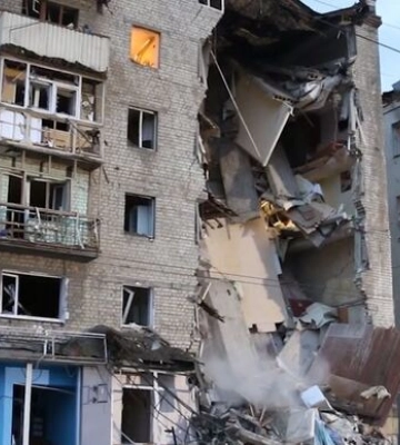 Рятувальники показали наслідки нічних обстрілів Харкова