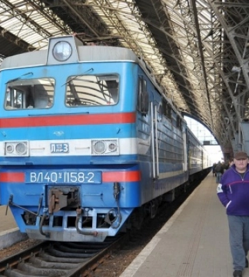 200 осіб евакуювали зі залізничного вокзалу у Львові через повідомлення про замінування