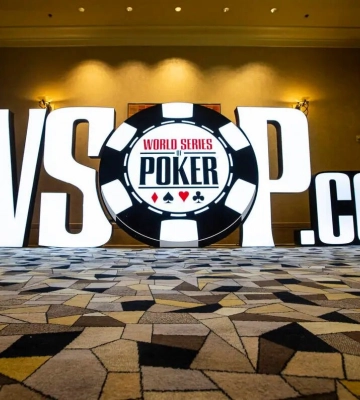 WSOP 2022, День 41: фон Крігенберг очолює Main Event після закінчення Day 4; лише один гравець з України залишився у грі