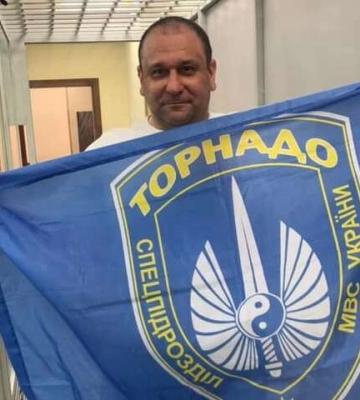 Суд відпустив на поруки екскомбата «Торнадо» Онищенка Суд відпустив на поруки екскомбата «Торнадо» Онищенка