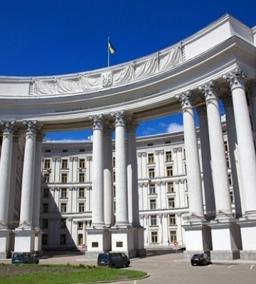 МЗС відреагувало на "паспортні фантазії" Путіна