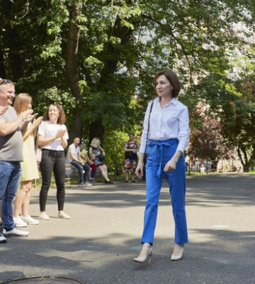 До Києва з не анонсованим візитом прибула президентка Молдови