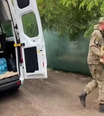 Одесская епархия УПЦ передала гуманитарную помощь украинским военным в Николаев