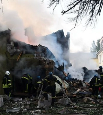 Миколаїв зазнав масованого ракетного обстрілу