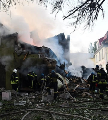 Миколаїв зазнав масованого ракетного обстрілу