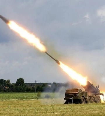 Окупанти з «Ураганів» та артилерії обстріляли Криворізький район: подробиці