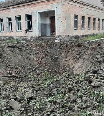 Наслідки ракетного удару ворога по Шевченківському району Харкова. ФОТО
