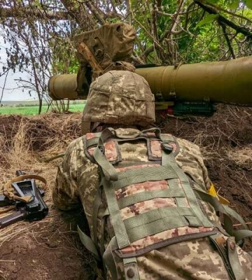Після ураження складів у Новій Каховці ЗСУ завдали удару по Чарівному на Херсонщині