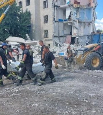 З-під завалів житлового будинку у Часовому Яру дістали тіла вже 45 загиблих