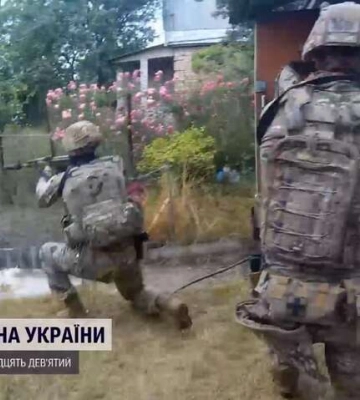 Військові розгромили в&#039;язницю окупантів: відео звільнення українців