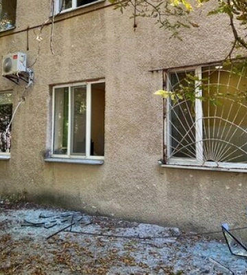Війська РФ б&#039;ють по Миколаєву з Херсонщини із С-300 та РСЗВ: зруйновані будинки, лікарні та школа, - Сєнкевич показав наслідки&amp;hellip;