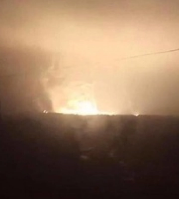 В Луганске взрывы: горит склад боеприпасов оккупантов