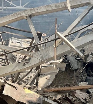 В ОВА показали наслідки ракетного удару по підприємству в Запоріжжі
