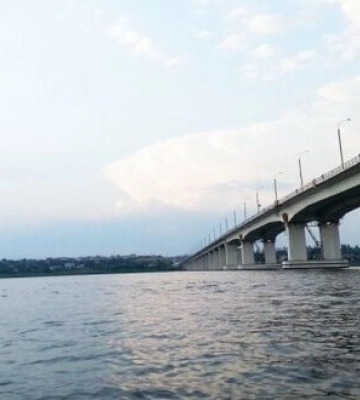 Війська РФ зводять фортифікаційні споруди біля Антонівського мосту на Херсонщині, - ОВА