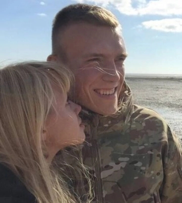 Жена командира полка &quot;Азов&quot; Дениса Прокопенко: &quot;Я тебя жду. Ты пожертвовал девять лет, чтобы спасти Украину. Пришло время спасти&amp;hellip;