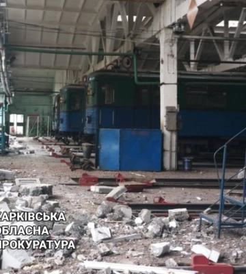Нічний обстріл Харкова: з&#039;явилися фото наслідків