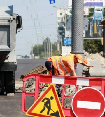 На Дегтярівському шляхопроводі до кінця літа обмежили рух