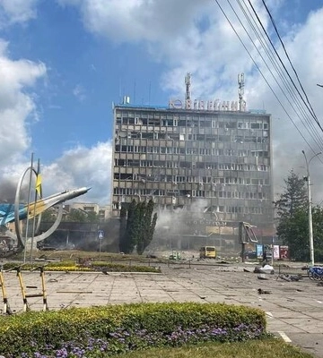Був на обстеженні, чекав дядька в авто — поліція розповіла, як загинули діти під час ракетного удару по Вінниці