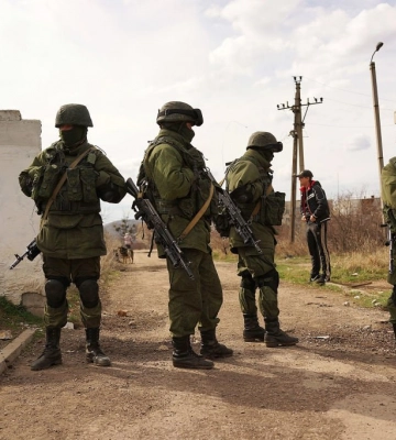 Россияне разбежались в панике: ВСУ уничтожили вражеский склад возле Херсона – фото