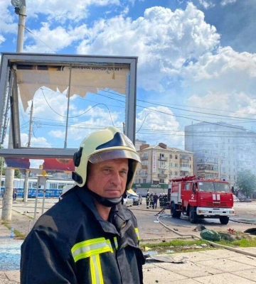 Вінниця офіційно: 20 загиблих, 52 госпіталізовано, триває пошук ще 46 людей. Фото