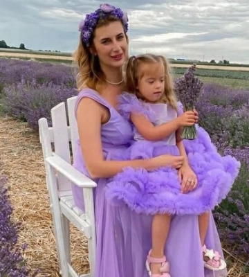 Что известно о девочке, которая погибла в центре Винницы, и ее матери