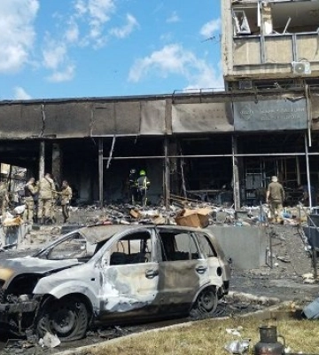 Росіяни завдали уже понад 17 тис. ударів по цивільних об’єктах та 300 – по військових – МВС