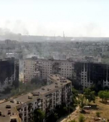 У центрі окупованого Сєвєродонецька вибухнула автівка із загарбниками