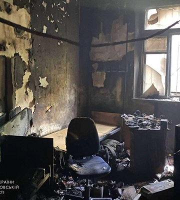У Дніпрі на пожежі у гуртожитку обгорів чоловік
