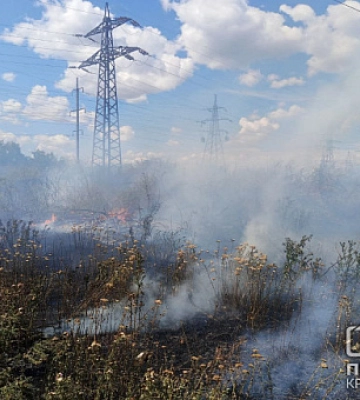 За добу у Кривому Розі рятувальники загасили 5 пожеж в екосистемах