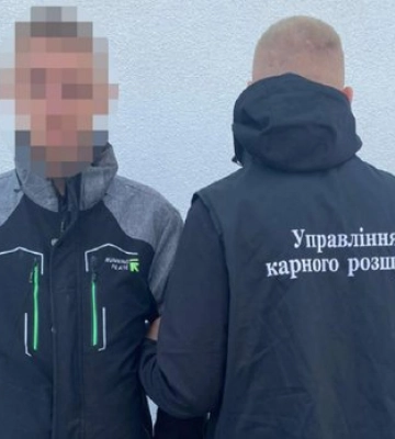 На Волині затримали шахрая, який виманював гроші за евакуацію з окупованих територій