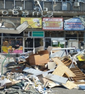 Наслідки удару РФ по Вінниці: доля чотирьох людей невідома