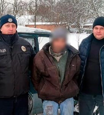 Поліція Полтавщини затримала чоловіка за замах на умисне вбивство співмешканки