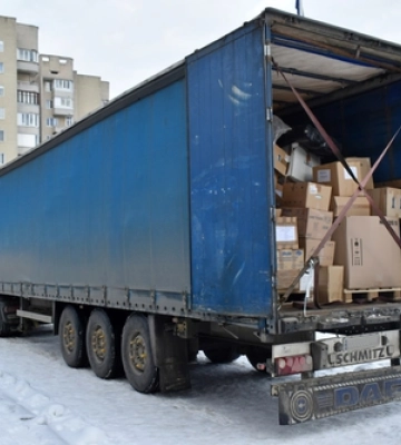 З Луцька у Херсон відправили вантажівку з гуманітарною допомогою
