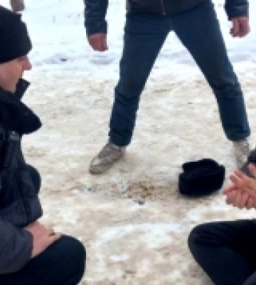 У Костополі полісмени допомогли перехожому, у якого трапився напад