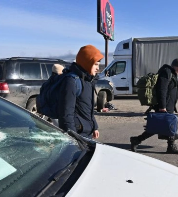 Російські загарбники постійно завдають ударів по мікрорайону Острів у Херсоні