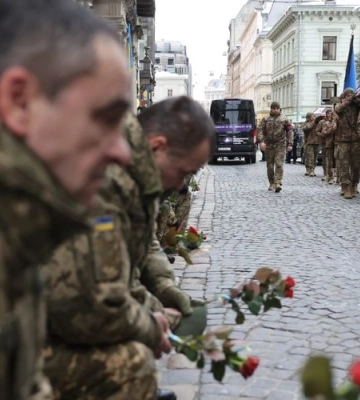 Завтра Львів попрощається з трьома Героями, які захищали Україну