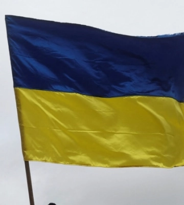 На западе Крыма вывесили флаг Украины на вышке – телеграм-каналы