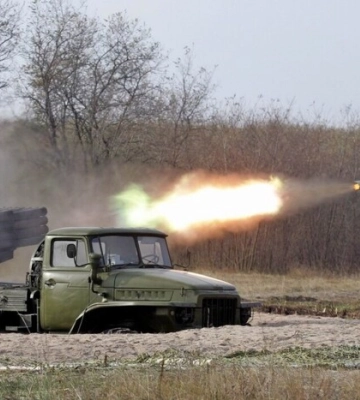 Гатили з важкої артилерії: росіяни обстріляли два міста на Дніпропетровщині