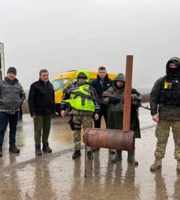 Волонтери з Рівненщини відвезли допомогу жителям Херсонщини