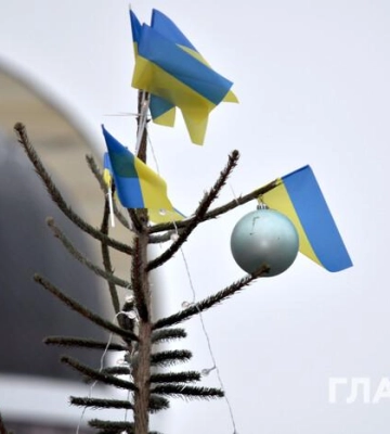 Новий рік під час війни: рейтинг незвичних ялинок (фотопідбірка)