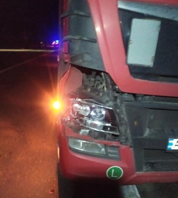 На Львівщині під колесами вантажівки загинула літня жінка