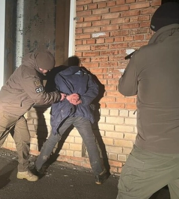 СБУ затримала агента РФ, який навів ракетний удар по школі та лікарні у Лимані 